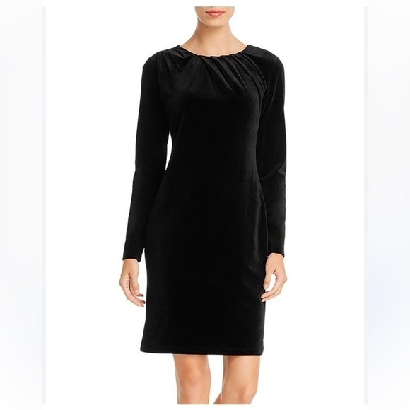 T Tahari Velvet Sheath Dress Size 8 - Picture 1 of 6
